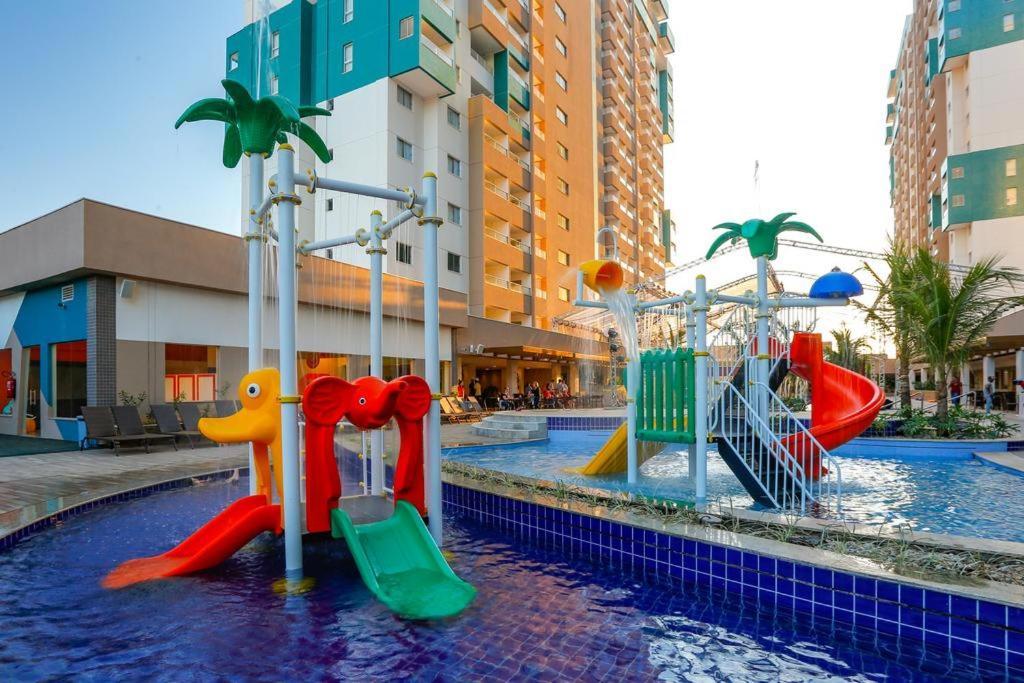 Hospedagem Para Ate 8 Pessoas No Enjoy Olimpia Park Resort エクステリア 写真